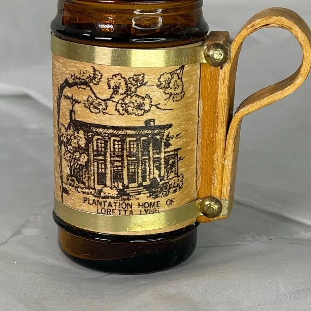 Vintage Loretta Lynn’s Ranch shot glass Hurricane Mills, Tennessee.